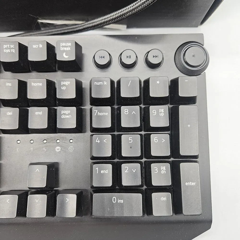 Razer BlackWidow Elite Mechanical Gaming Keyboard W Logitech G502 Mouse Tested